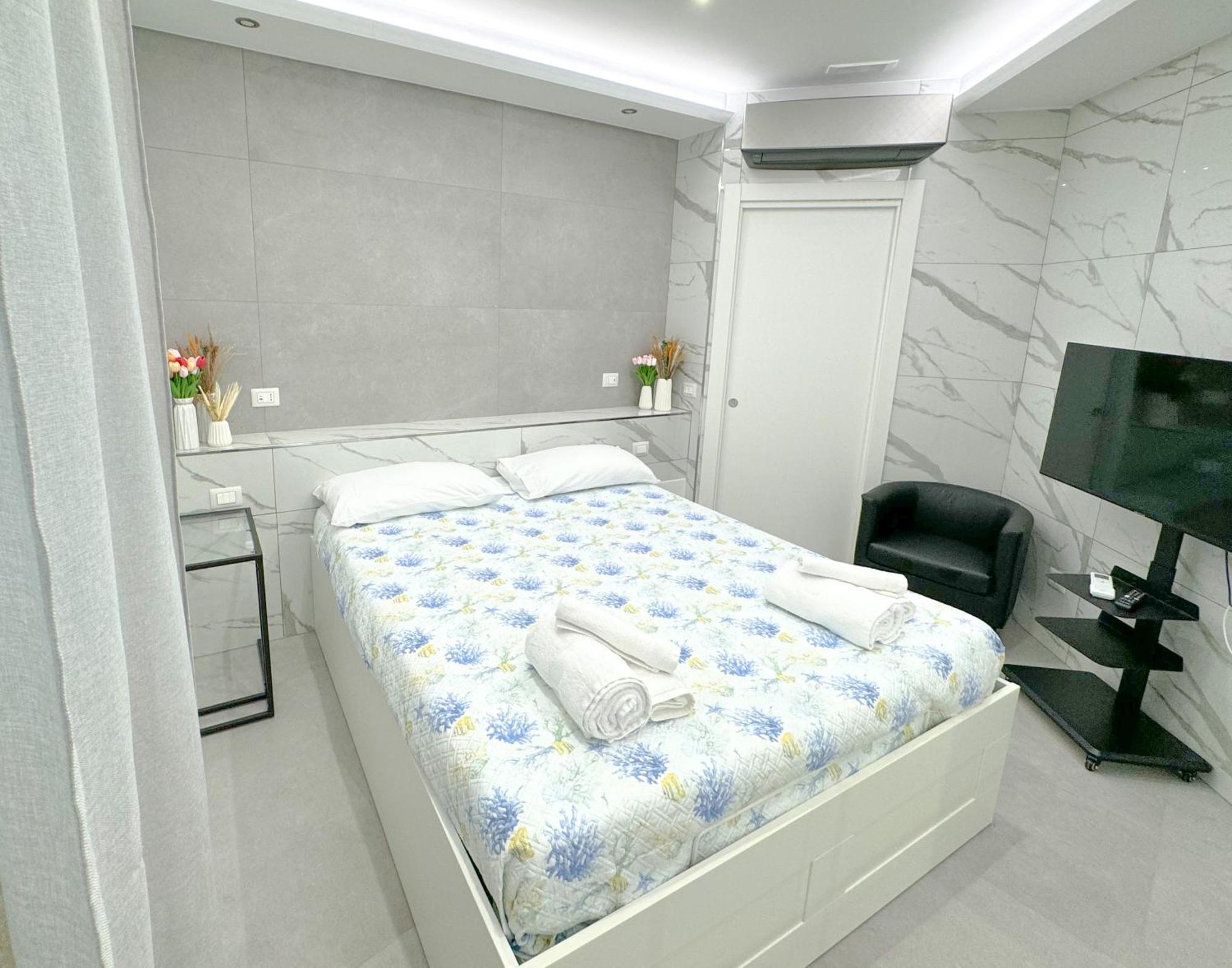 Marco House - Seaview Apartment - Fronte Mare - Casa Vacanza 安齐奥 外观 照片
